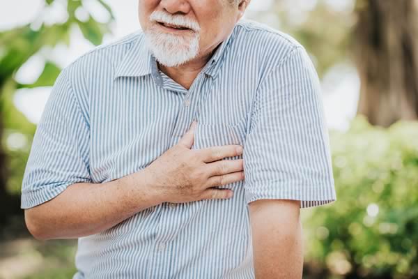 What Are the Symptoms of a Heart Attack?